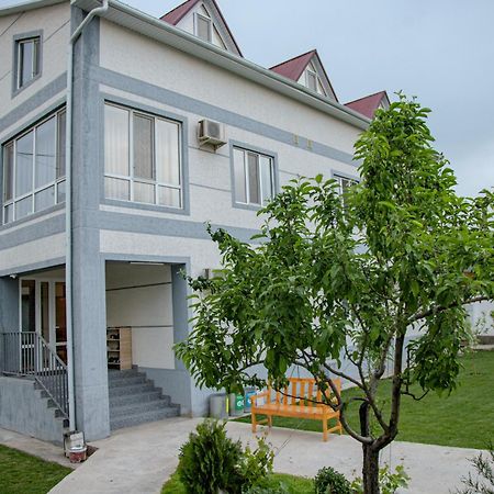 Hotel Good Night Jalal-Abad Exteriér fotografie