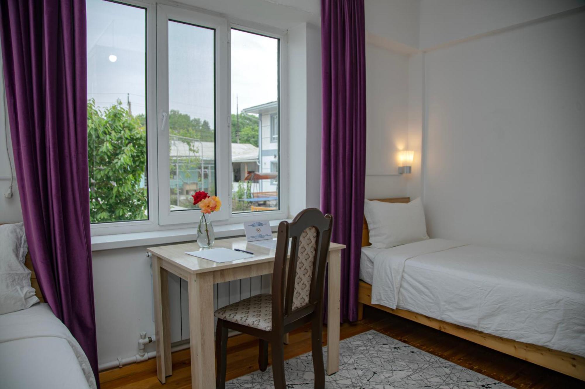 Hotel Good Night Jalal-Abad Exteriér fotografie